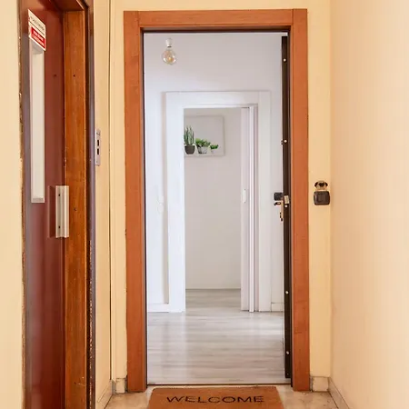 [bijoux Como] Elegante Next To Piazza Volta Apartamento *