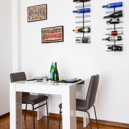 [bijoux Como] Elegante Next To Piazza Volta Appartamento Côme