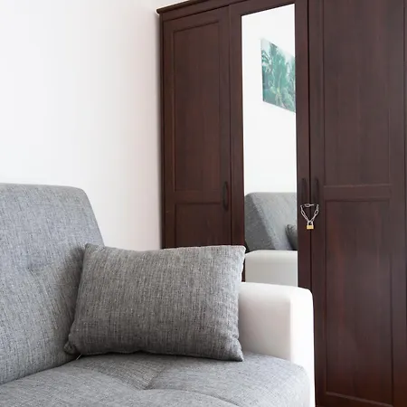 Bijoux Elegante Next To Piazza Volta Apartman