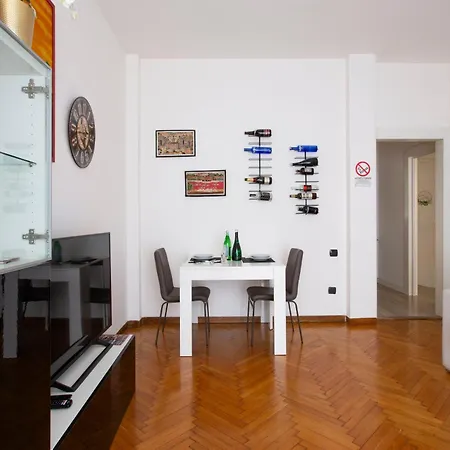 [bijoux Como] Elegante Next To Piazza Volta * Côme