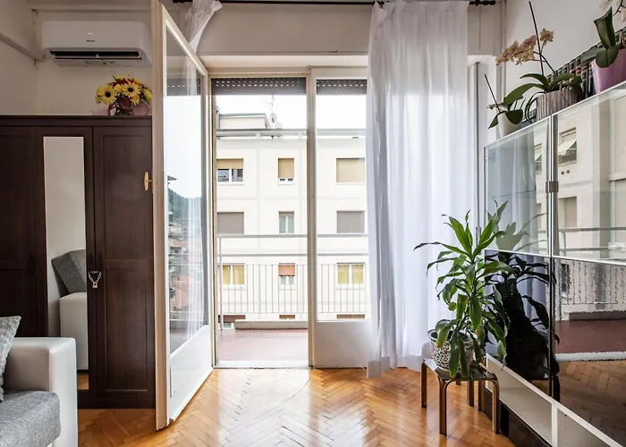 Apartment Bijoux Elegante Next To Piazza Volta Como