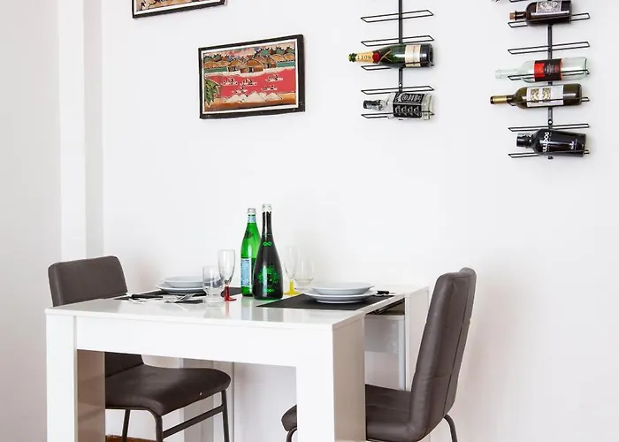 Bijoux Elegante Next To Piazza Volta Apartment Como