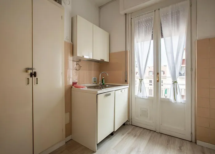 Bijoux Elegante Next To Piazza Volta