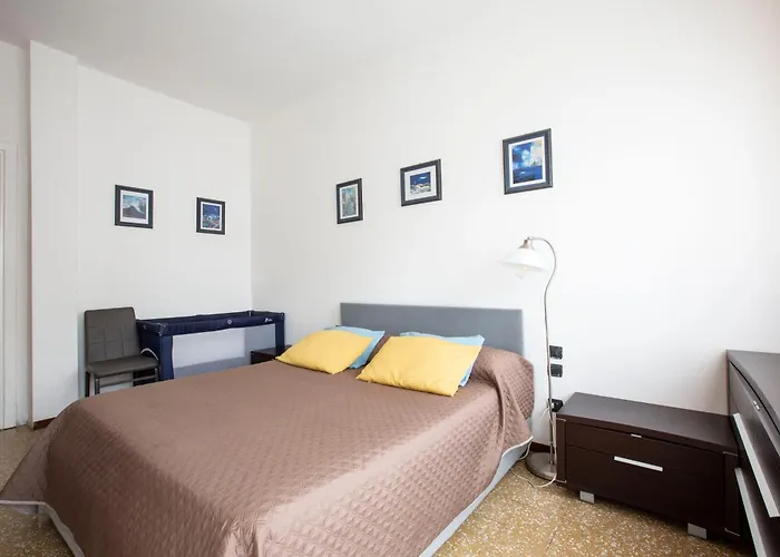 Apartment Bijoux Elegante Next To Piazza Volta Como