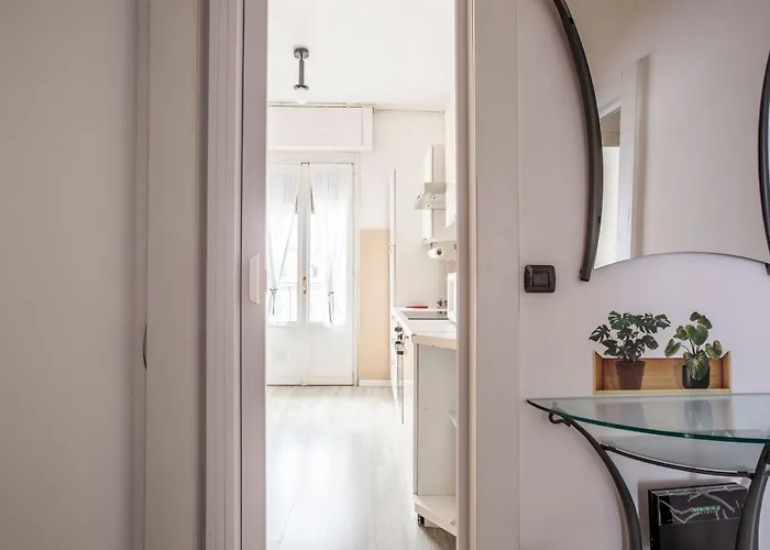 Bijoux Elegante Next To Piazza Volta