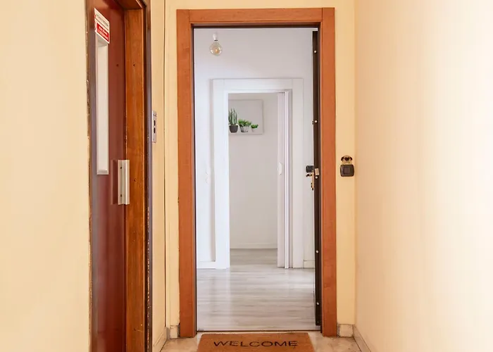 Bijoux Elegante Next To Piazza Volta Apartment *