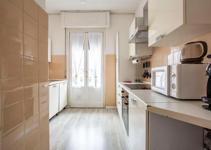 Bijoux Elegante Next To Piazza Volta * Como