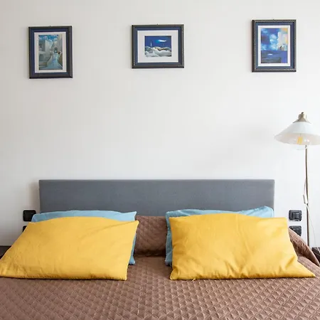 Bijoux Elegante Next To Piazza Volta * Como